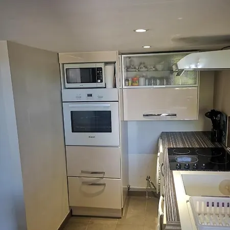 Apartment Claude Bernard *